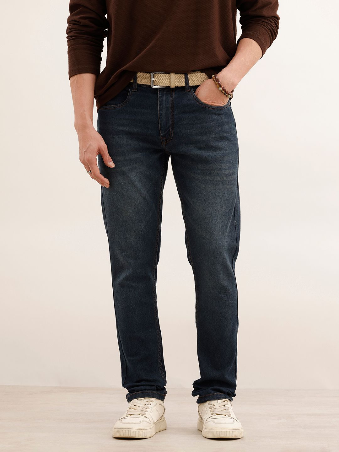 WROGN Men Slim Fit Mid-Rise Light Fade Stretchable Jeans