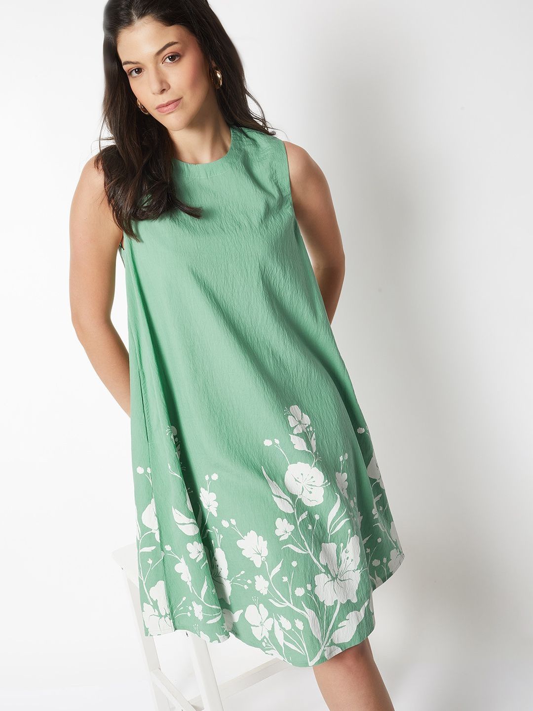 what colour jacket to wear with emerald green dress Cute Light Green Puff Sleeve Babydoll Dress main image 1