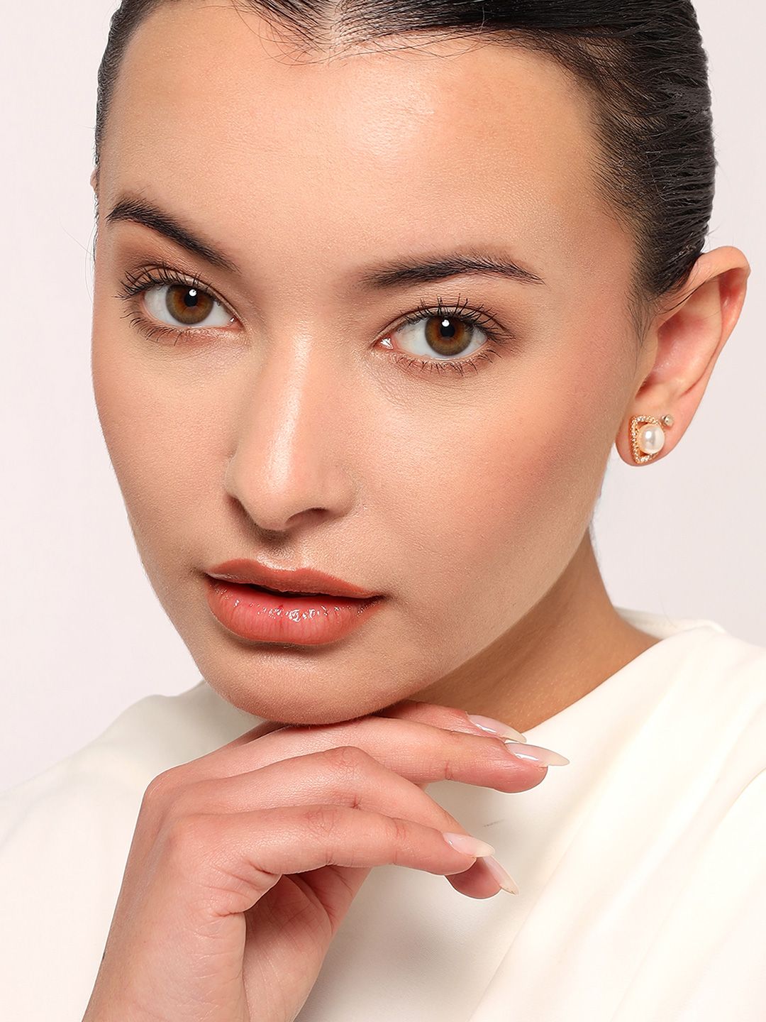 Nilu's Collection Triangular Studs Earrings