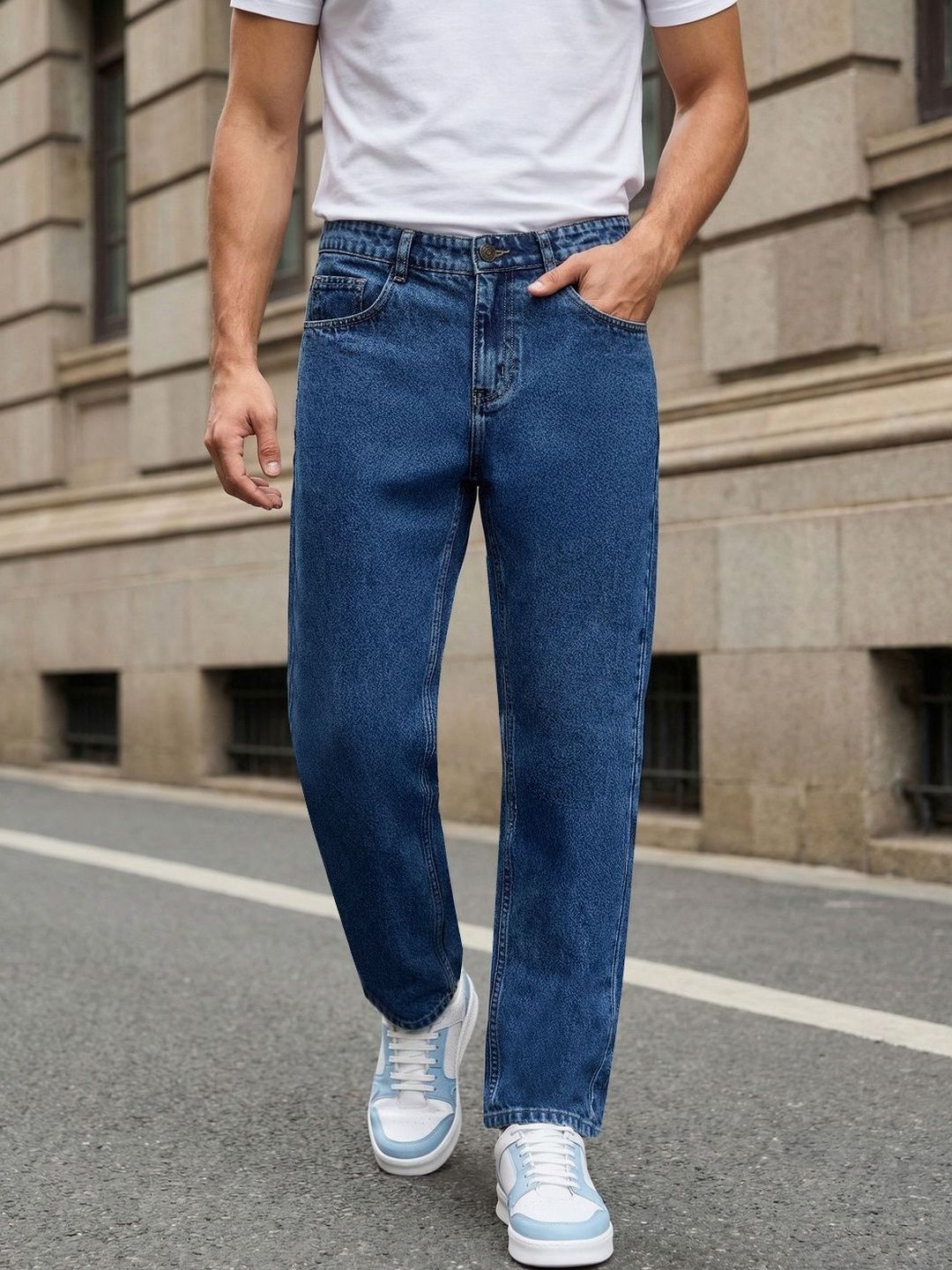 Urbano Fashion Men Relaxed Fit Mid-Rise Heavy Fade Jeans