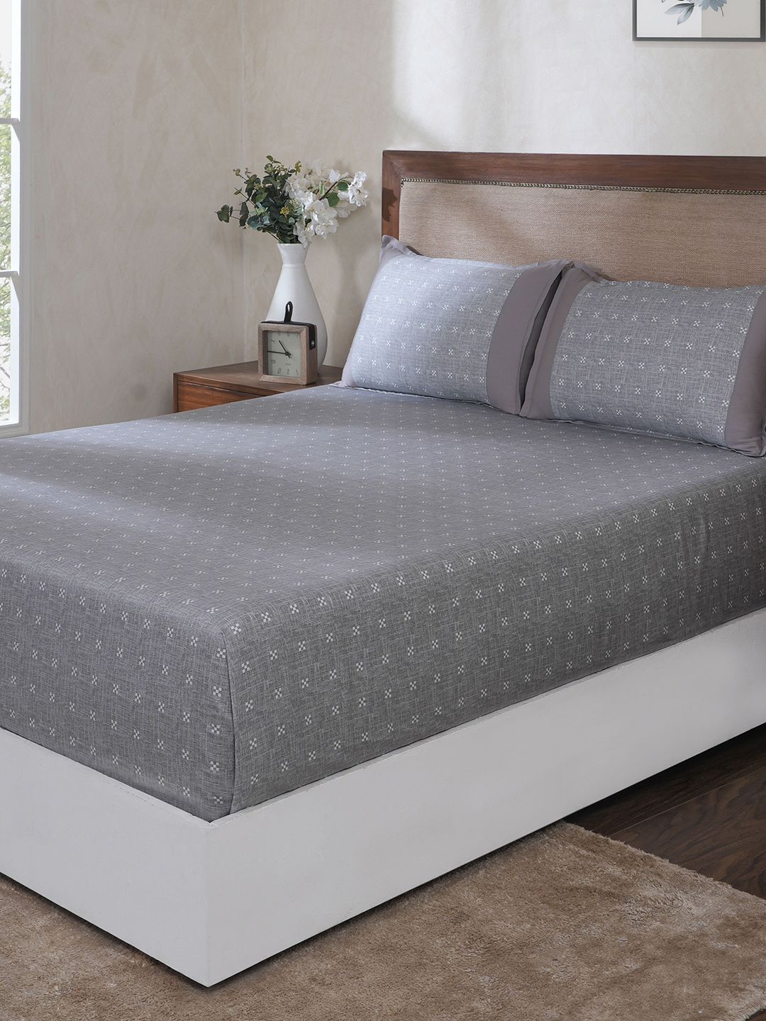 MASPAR MASPAR Grey & White Printed 300 TC King Bedsheet With 2 Pillow Covers- 2.75 m x 2.75 m