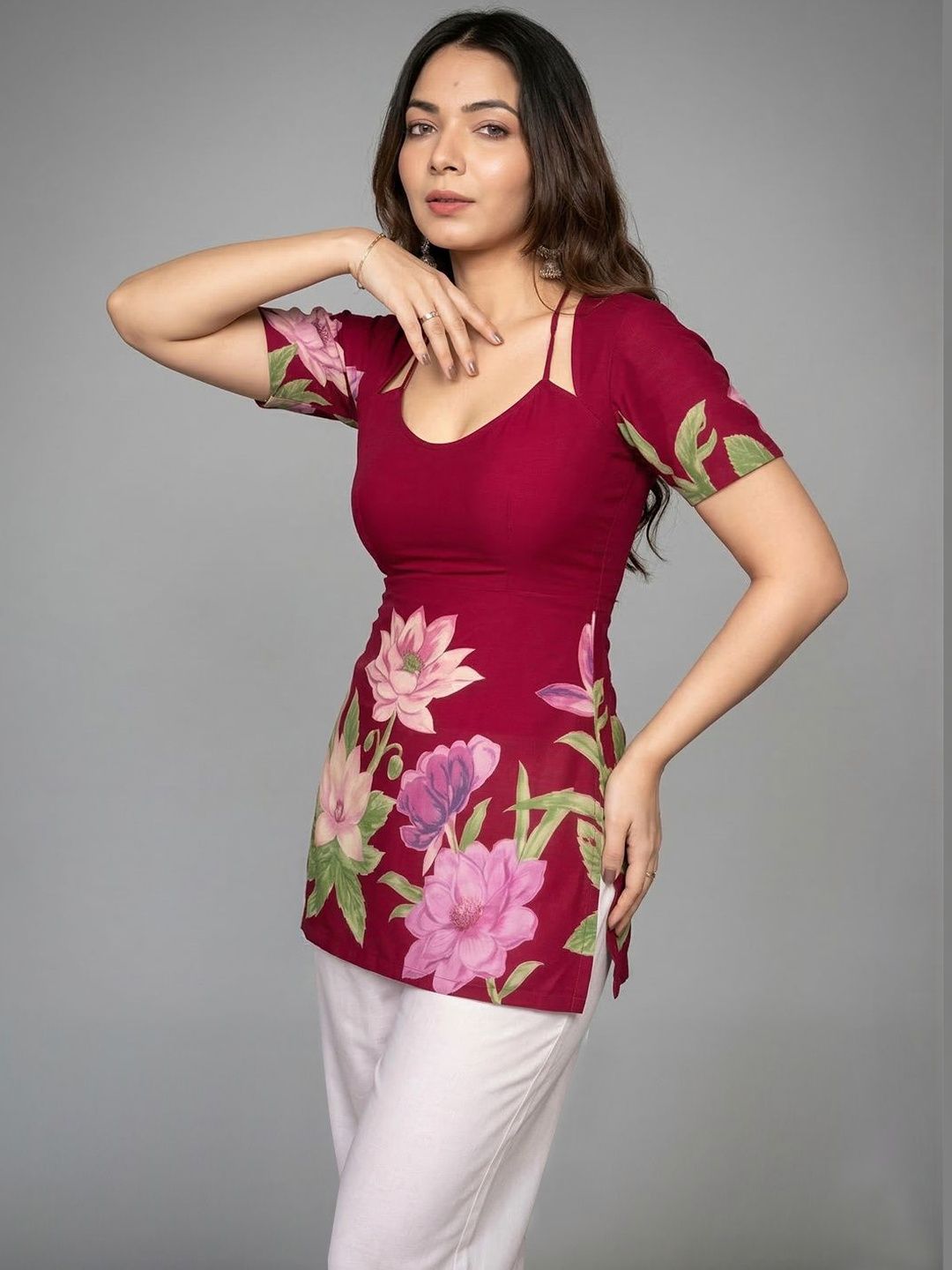 GoSriKi Floral Printed Kurti