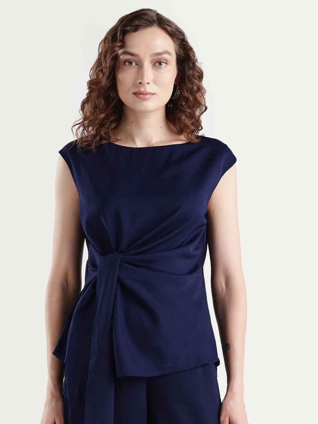 ( ル▽ル) Buy LULU & SKY Crop Top - Tops for Women 38092652 | Myntra