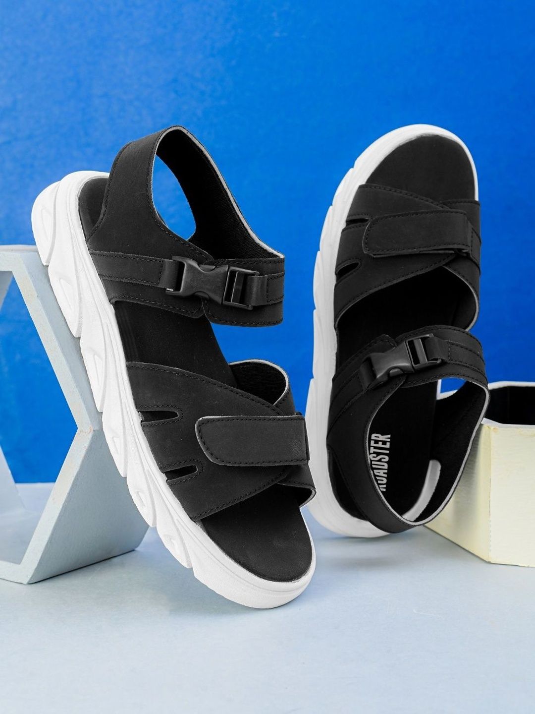 The Roadster Lifestyle Co Men Velcro Sports Sandals With Adjustable Straps