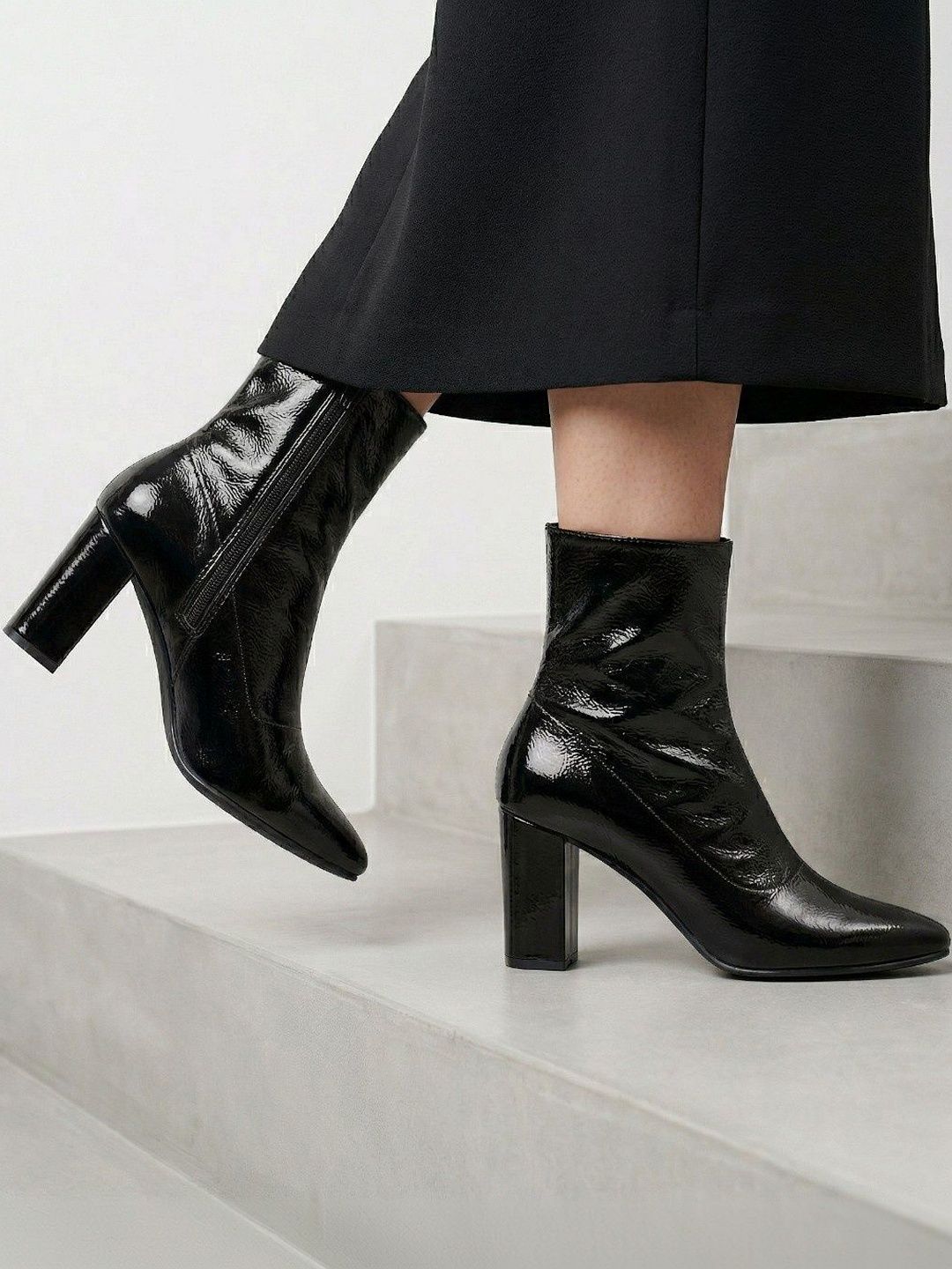 AVIVASTYLE AVIVASTYLE Women Round Toe Zip Regular Boots