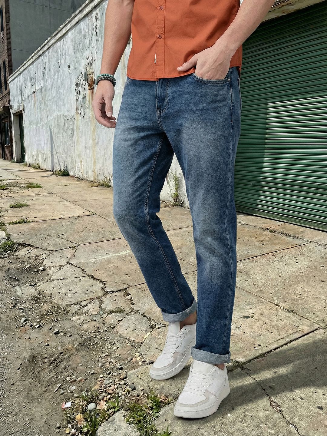 Roadster Men Blue Tapered Fit Mid-Rise Clean Look Jeans