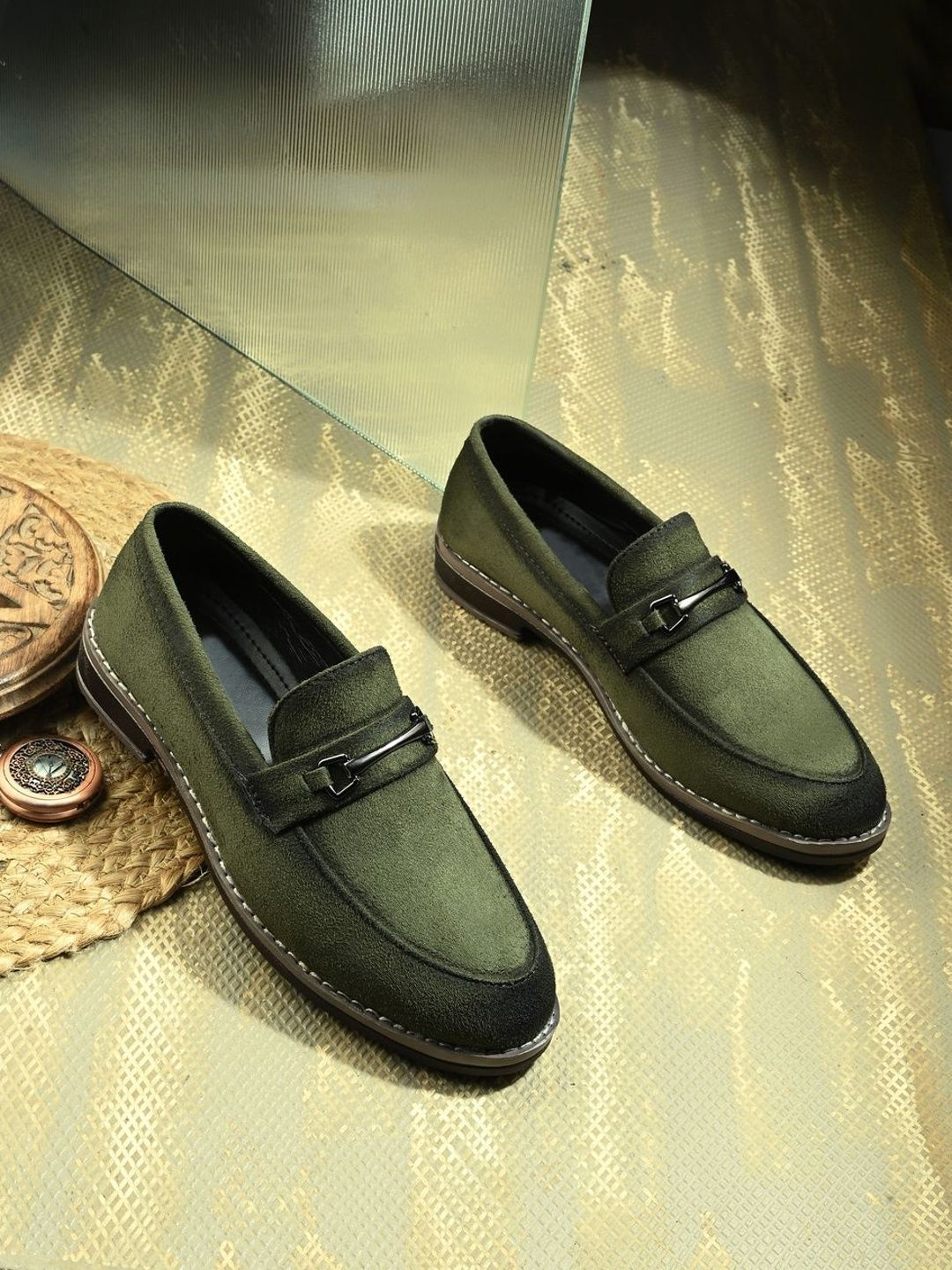 FAV SHOES Men Velvet Loafers