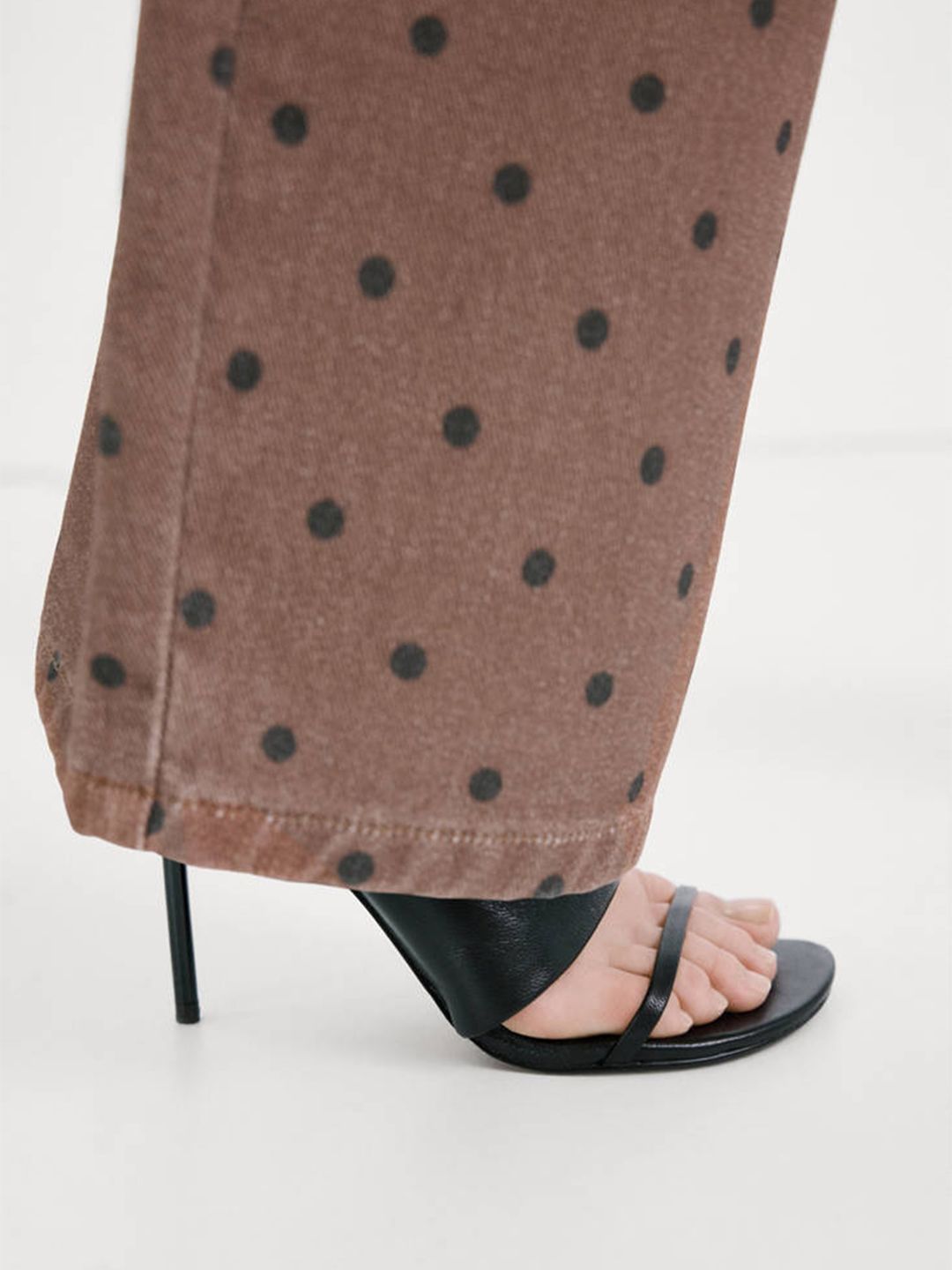 Regular Fit Polka Dot Printed Mid-Rise Jeans