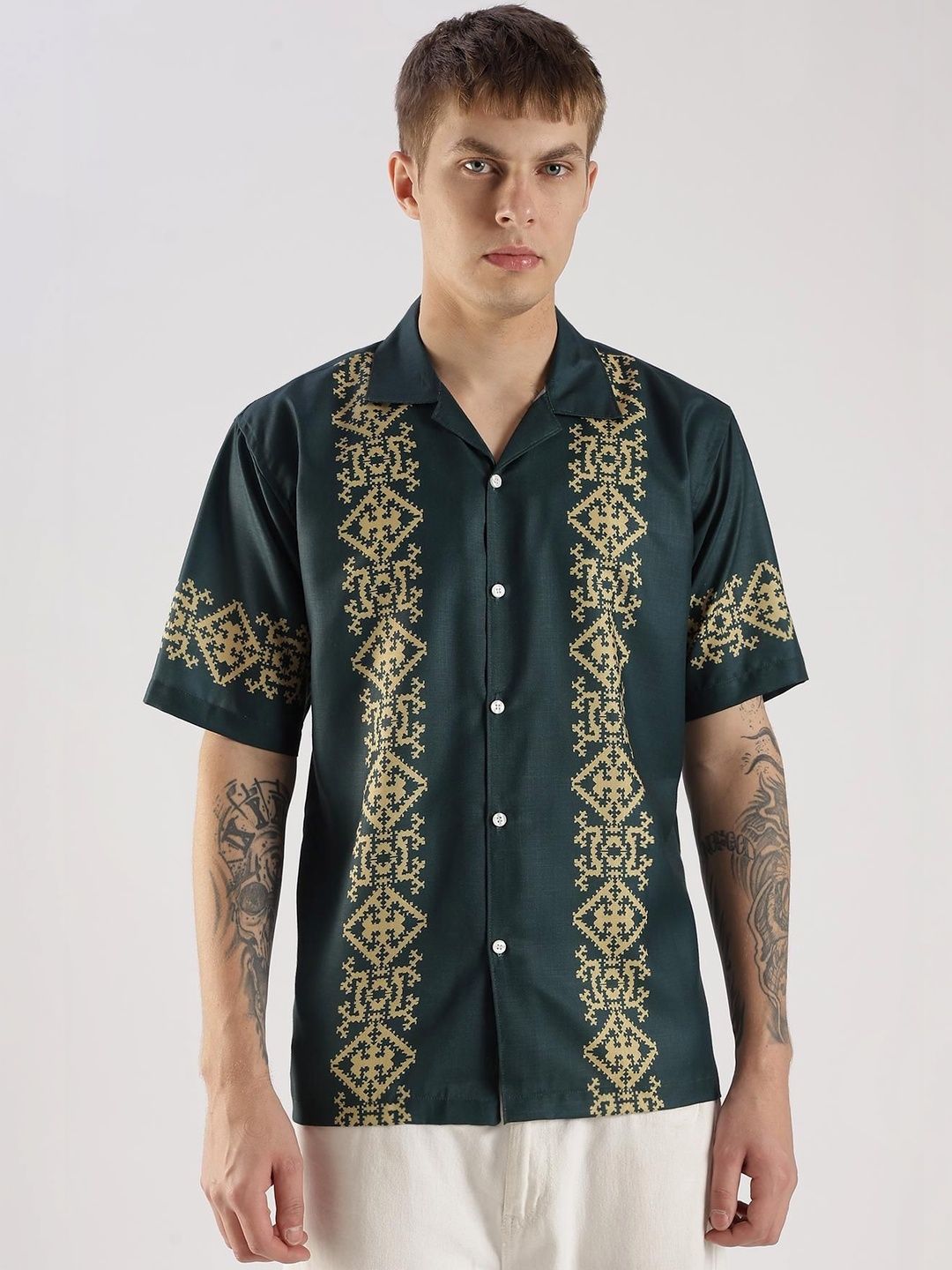 Vestirio Men Spread Collar Printed Cotton Relaxed Shirt