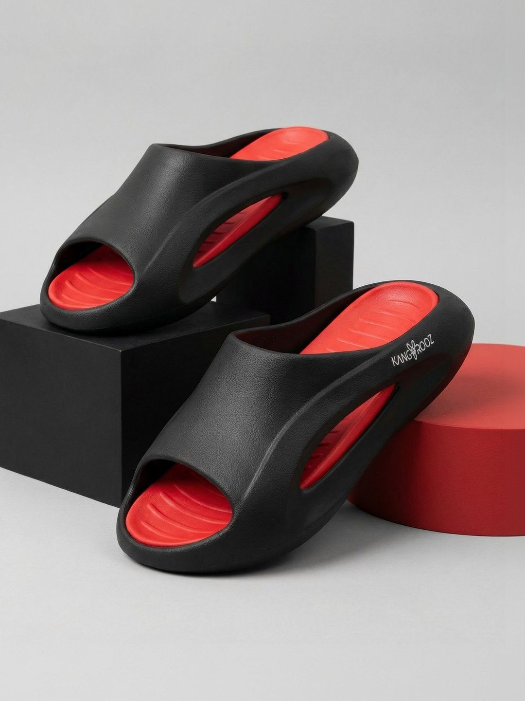 KANGAROOZ Men Sliders