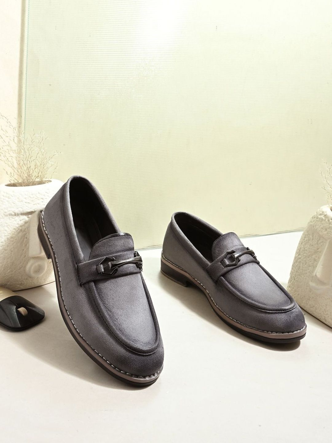 FAV SHOES Men Velvet Loafers
