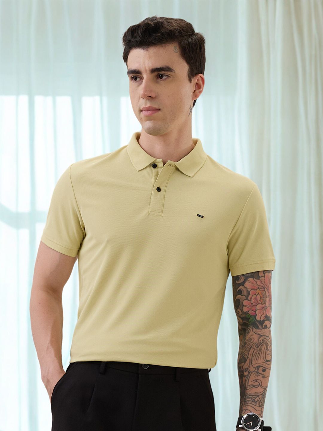 nostrum Men Solid Polo Collar Slim Fit T-shirt