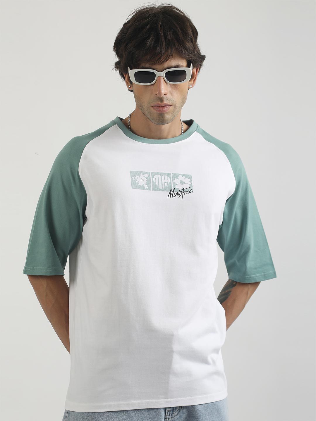 Maniac Men Colourblocked T-shirt