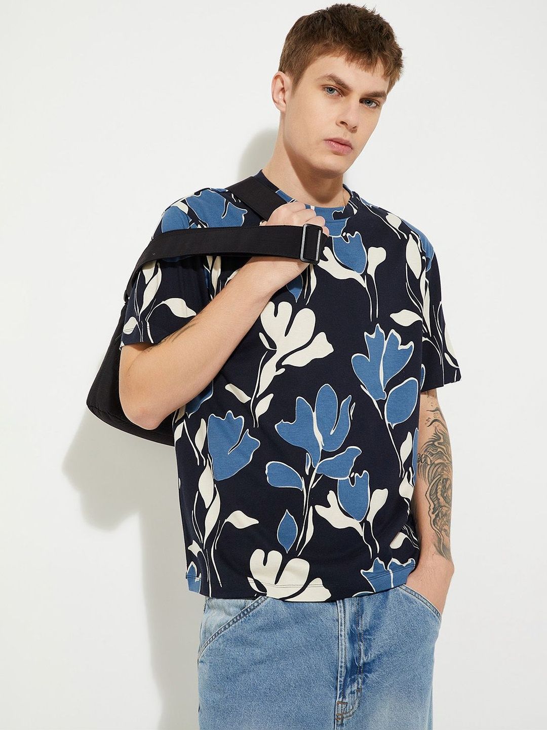 max Men T-shirt