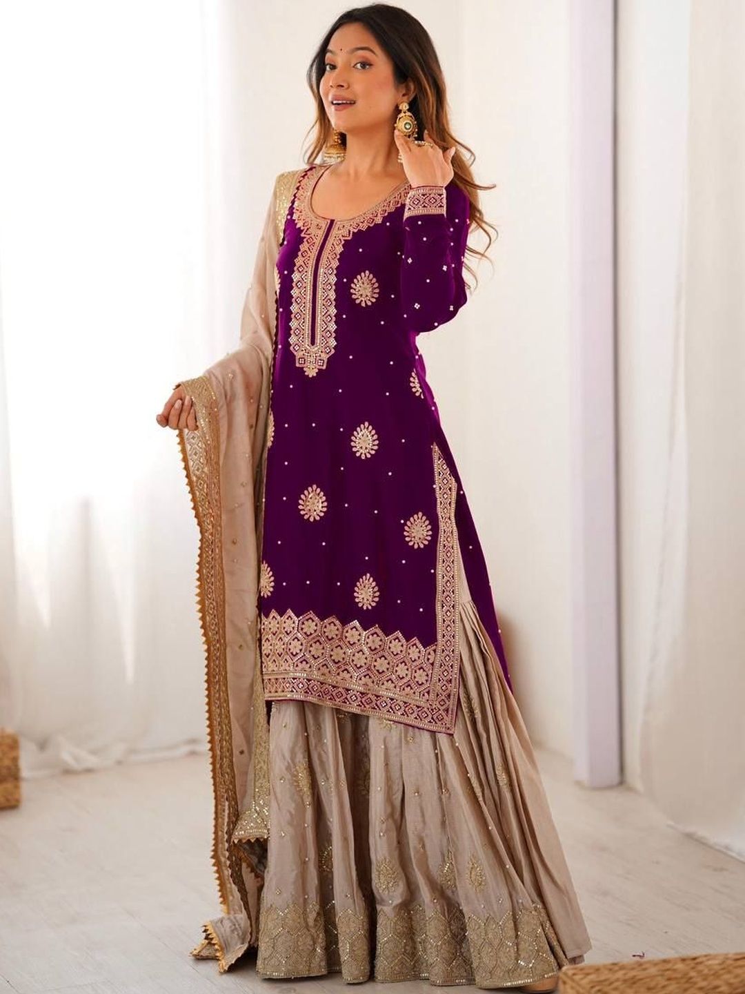 SWORNY FASHION SWORNY FASHION Women Floral Embroidered Regular Sequinned Silk Chiffon Kurta with Palazzos & With Dupatta