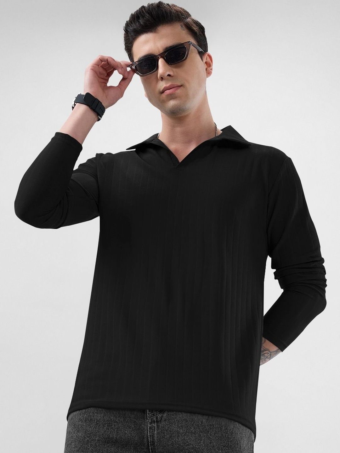 MODALEN Men Striped V-Neck Tshirts