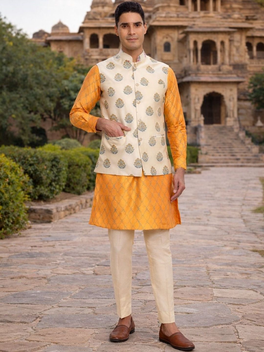 Niharika Pandey Men Floral Printed Nehru Jacket