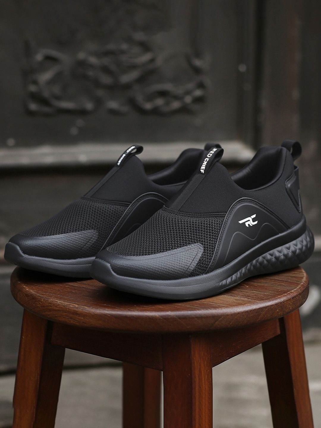 Red Chief Men Mesh Walking Shoes