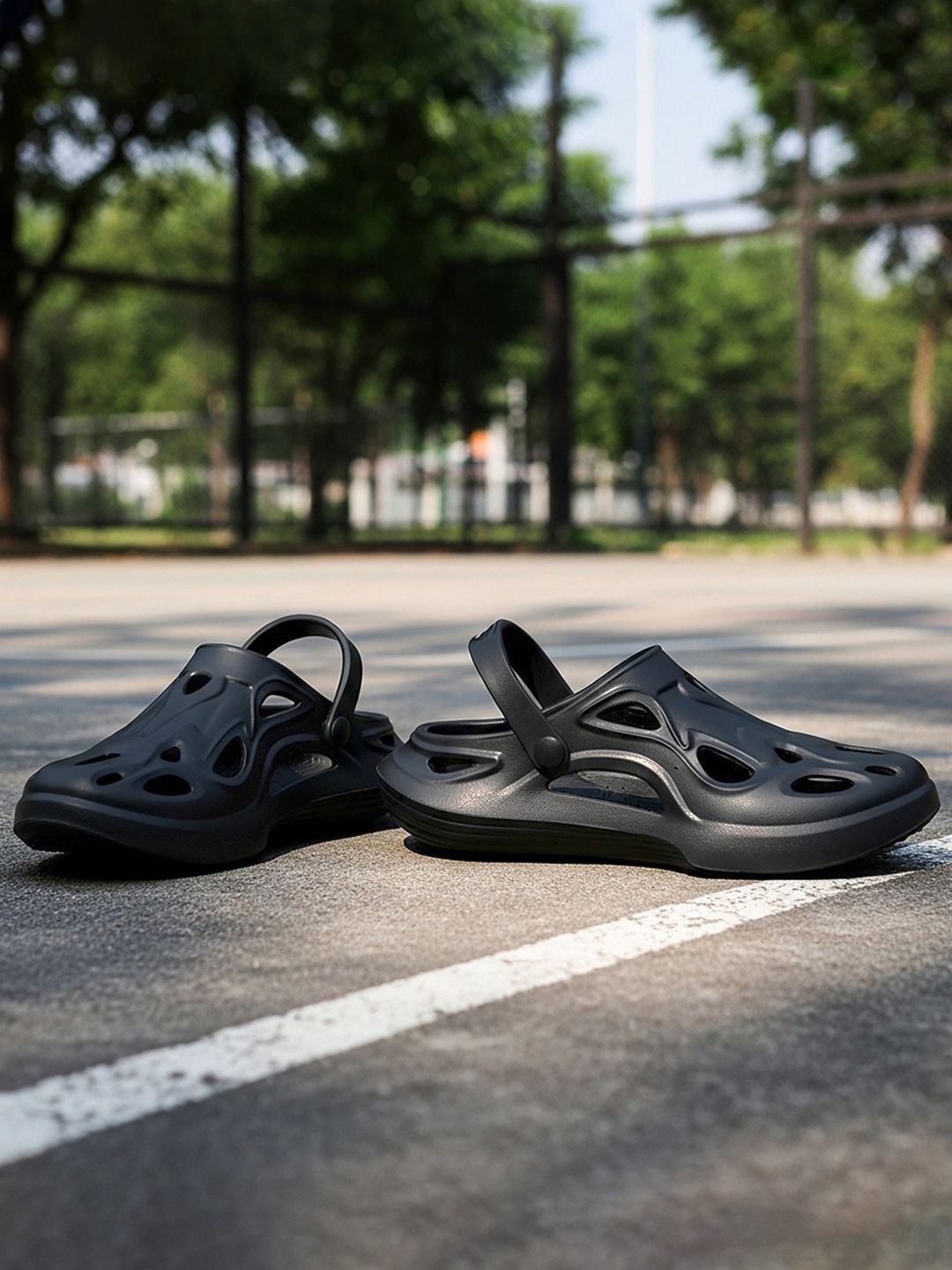 Red Chief Men Clogs Sandals