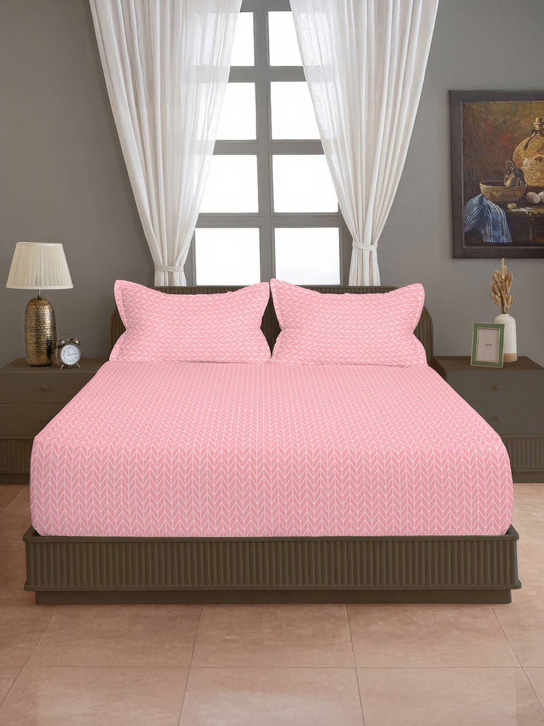 SWAYAM SWAYAM Pure Magic Pink Geometric Cotton 144 TC Fitted King Bedsheet with 2 Pillow Covers-108 x 108 inches