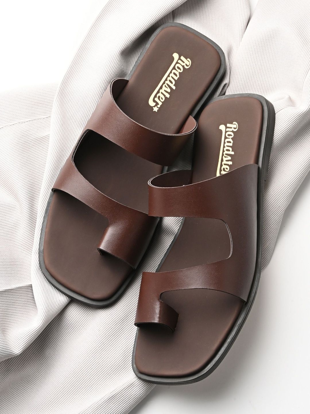 The Roadster Lifestyle Co Men Comfort Sandals