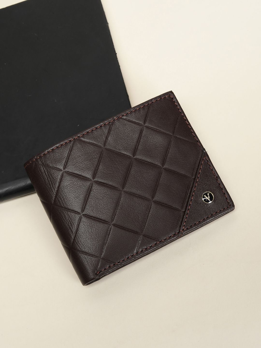 Van Heusen Men Textured Leather Wallets