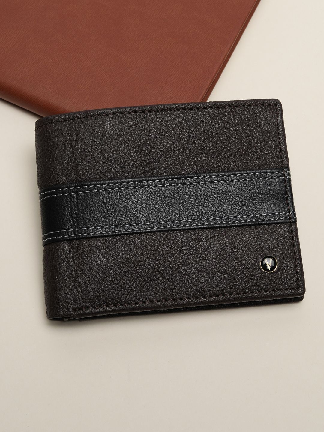 Van Heusen Men Colourblocked Leather Wallets