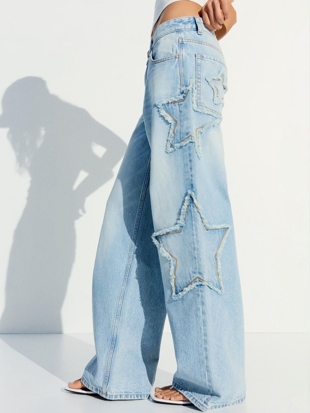 Low Rise Boyfriend Jeans With Stars