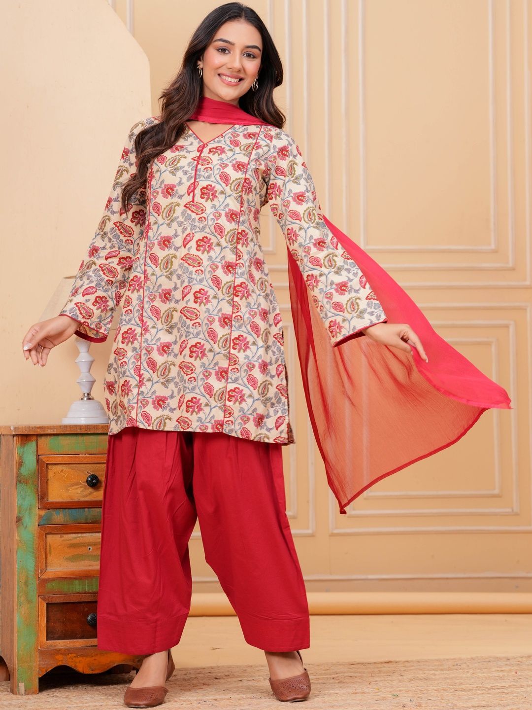 GAYRAA Women Printed Regular Pure Cotton Kurta with Salwar & With Dupatta