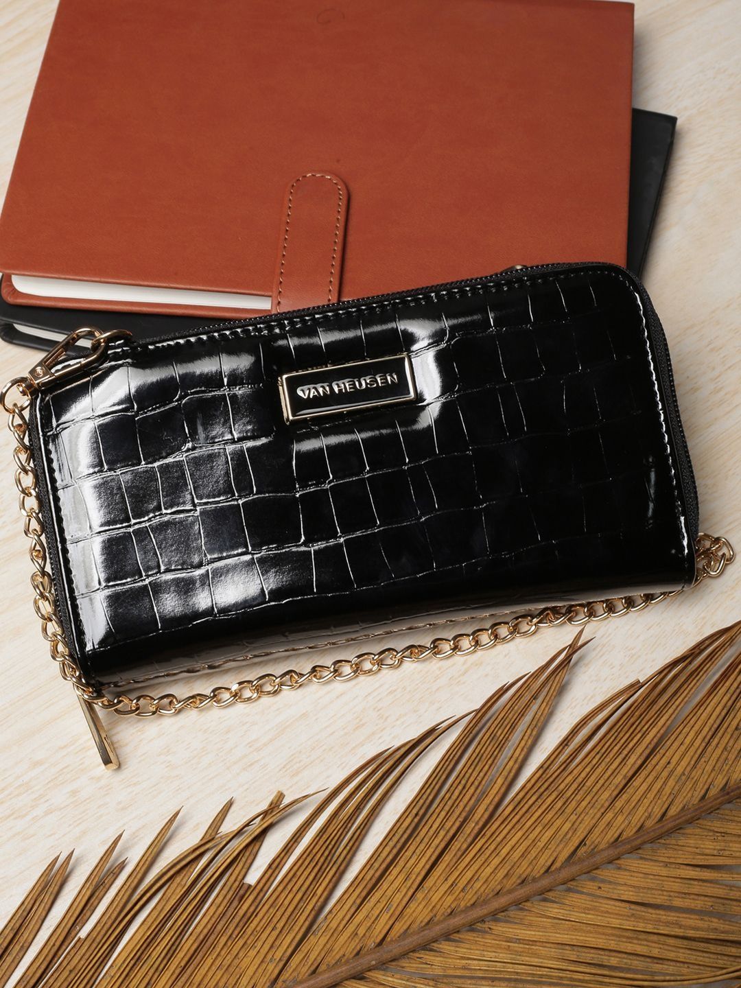 Van Heusen Woman Van Heusen Woman Women Textured Leather Wallets