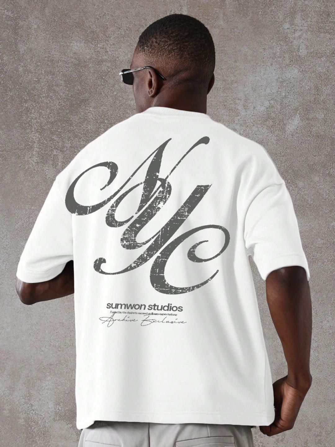 HASTEN Men Printed Drop-Shoulder Sleeves T-shirt