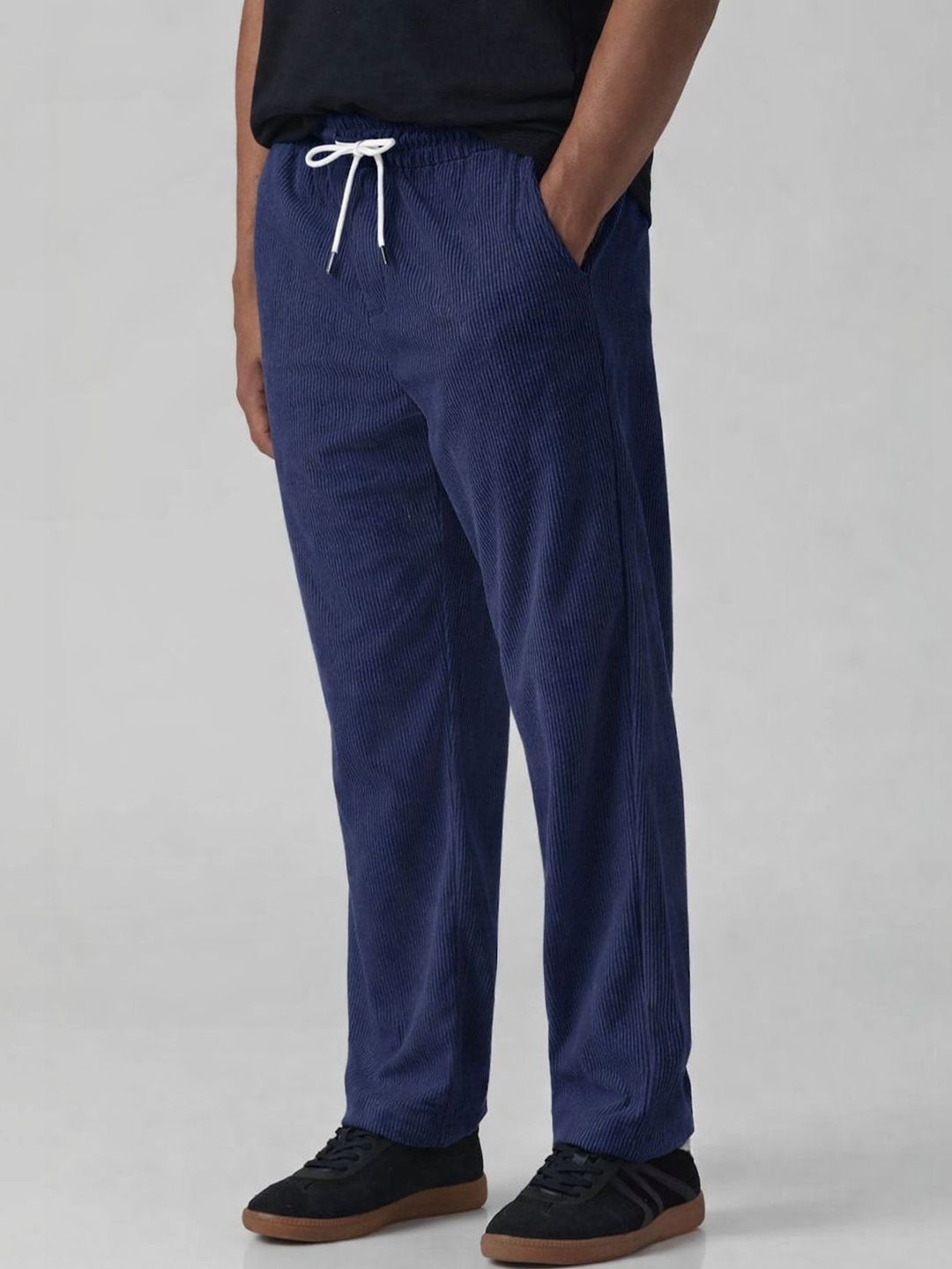 CHROVEL Men Relaxed Fit Joggers