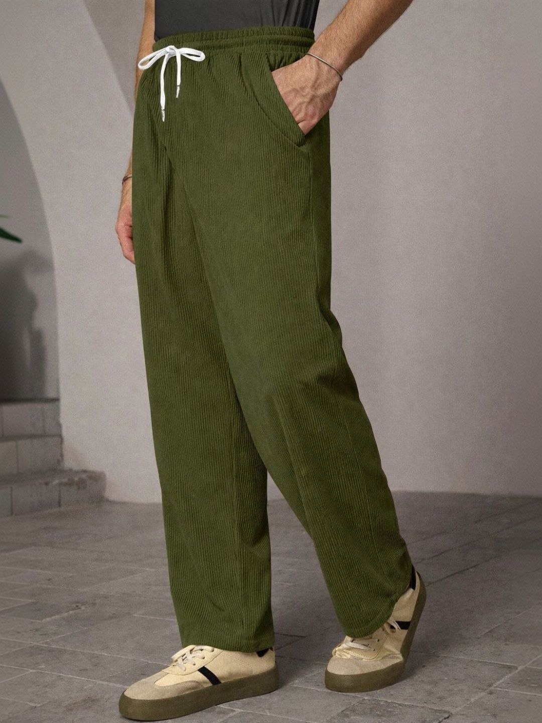 CHROVEL Men Relaxed Fit Joggers