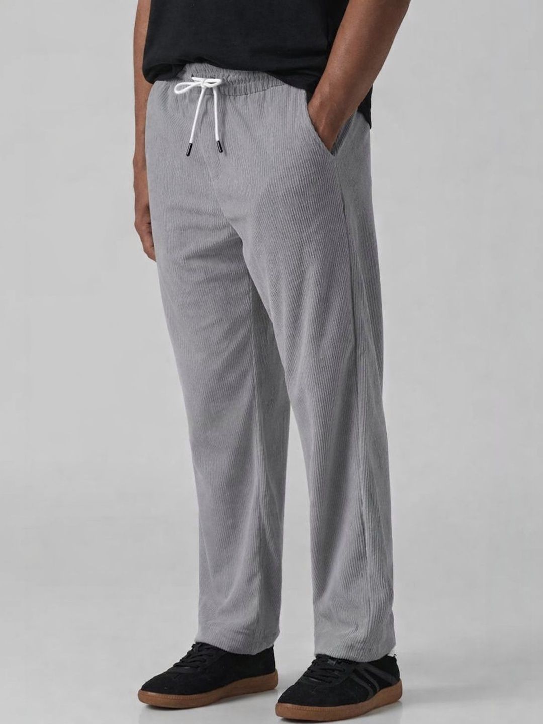 CHROVEL Men Relaxed Fit Joggers