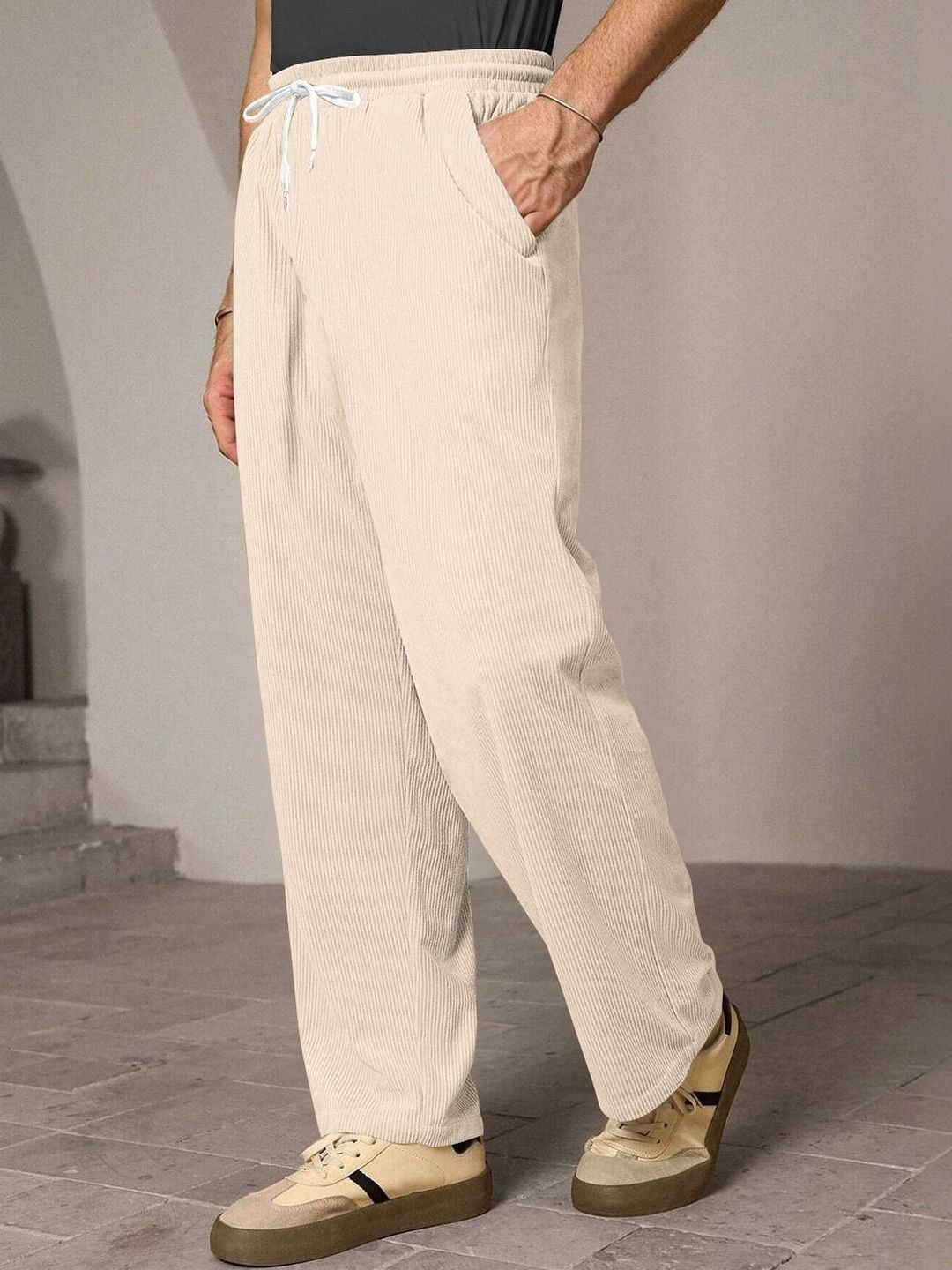 CHROVEL Men Relaxed Fit Joggers