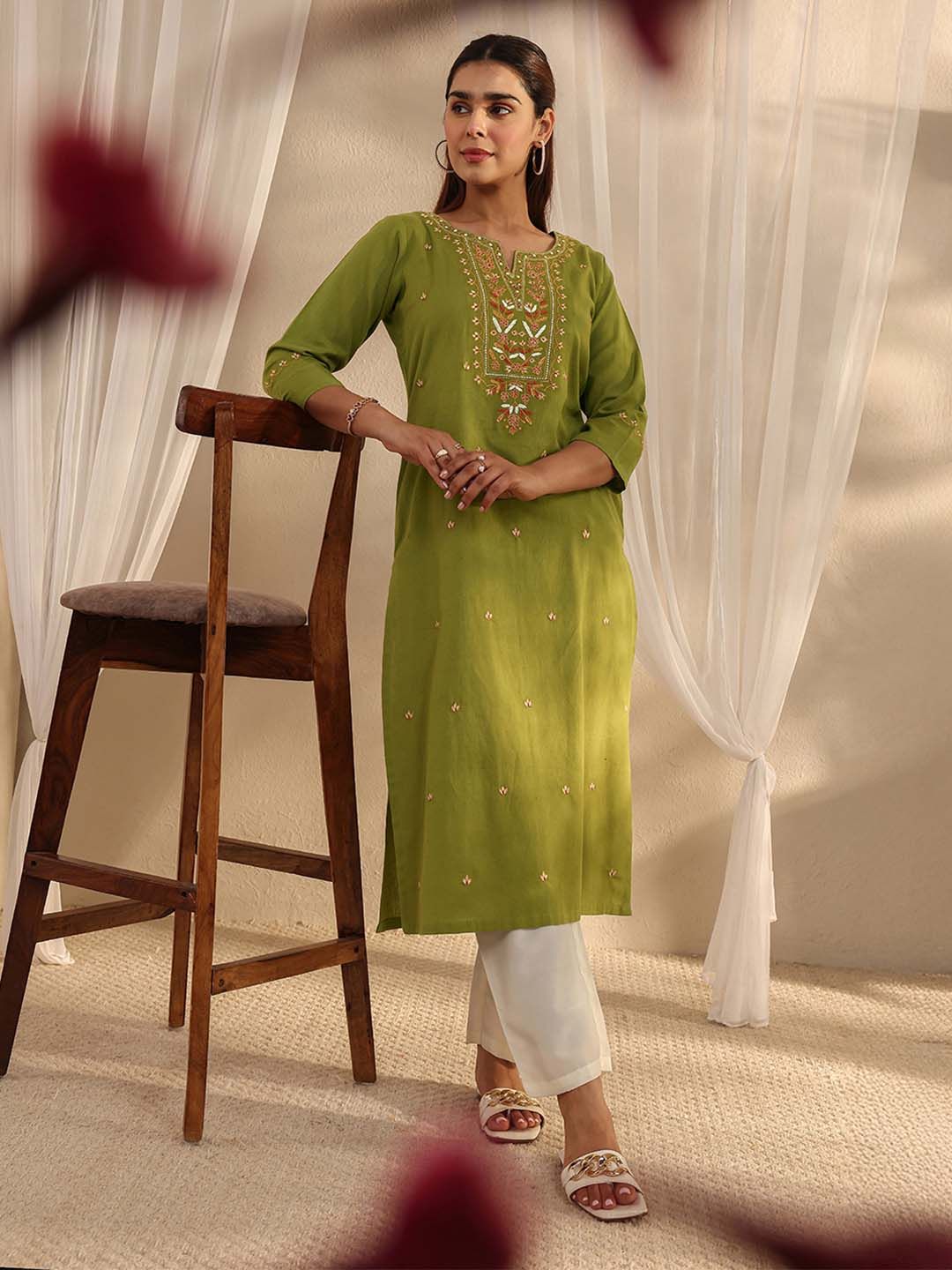 Libas Libas Green Floral Embroidered Straight Pocket Kurtas