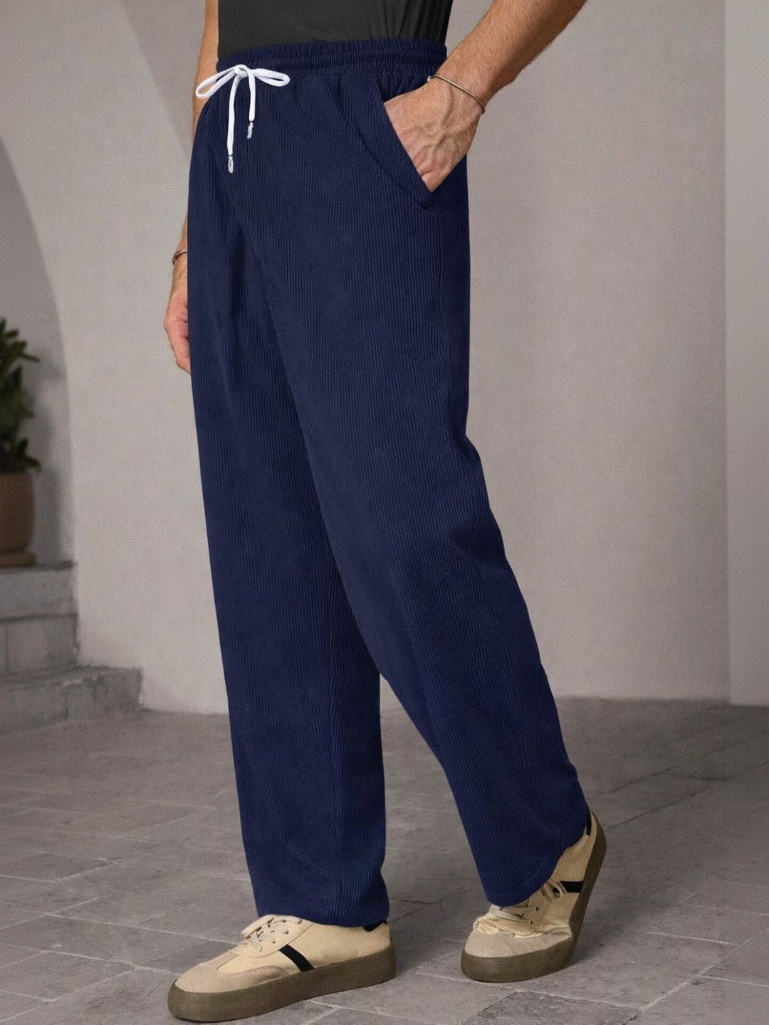 CHROVEL Men Relaxed Fit Joggers