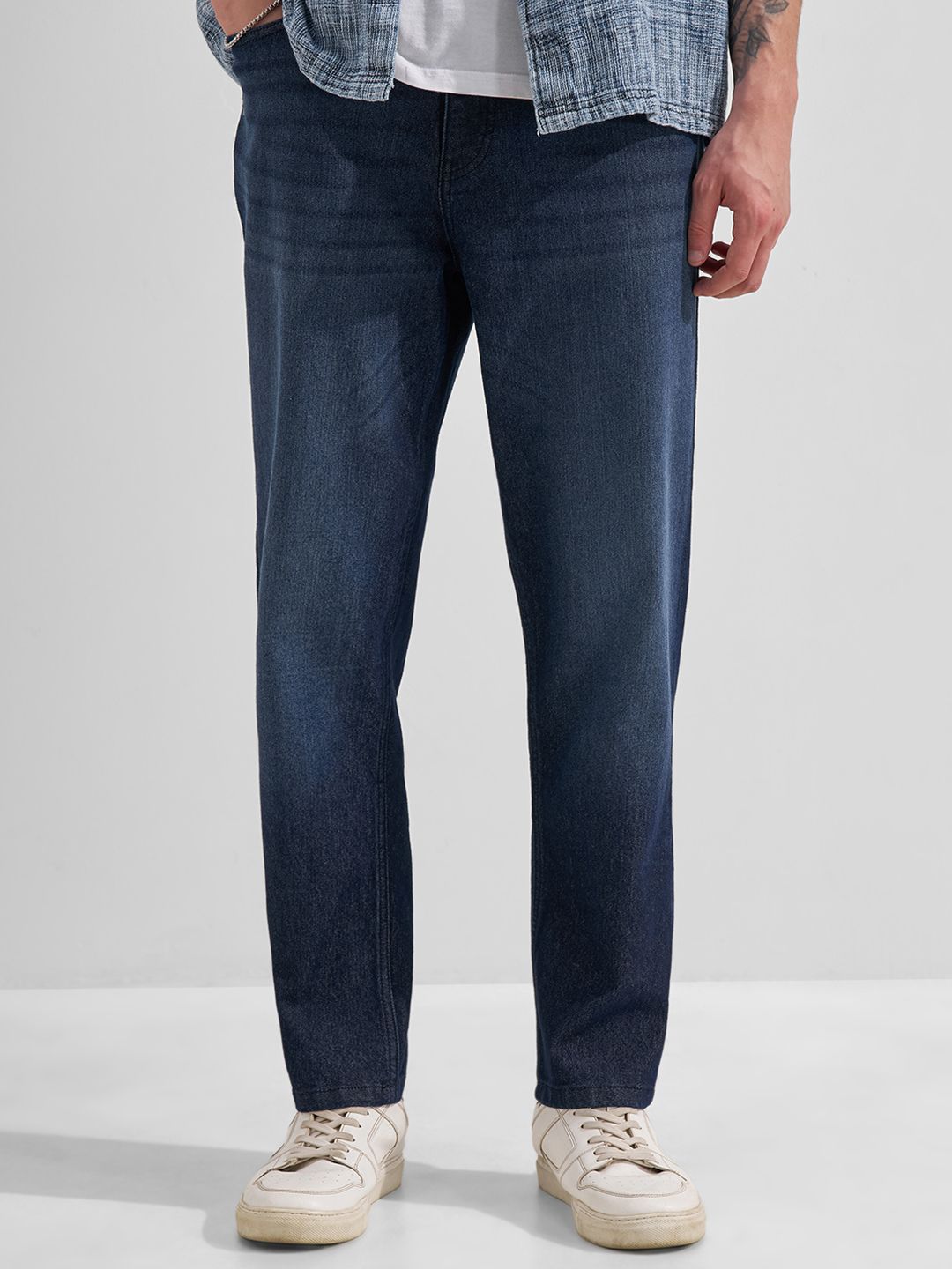 HIGHLANDER Men Relaxed Fit Mid-Rise Stretchable Jeans