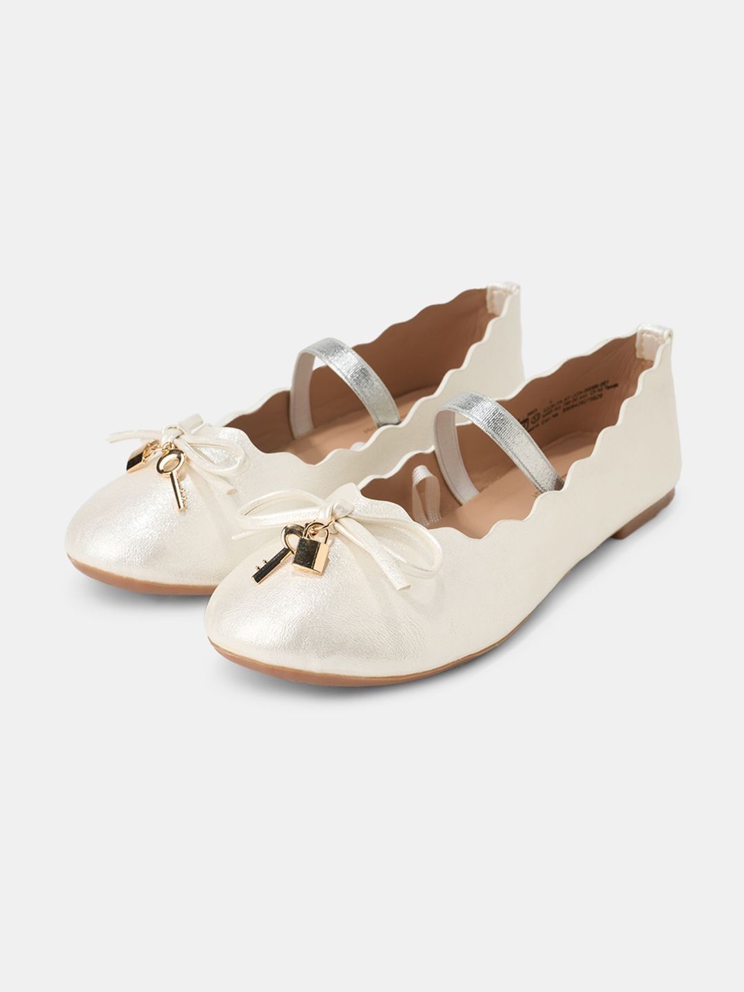 Pantaloons Junior Girls Embellished Party Fashion with Bows Flats