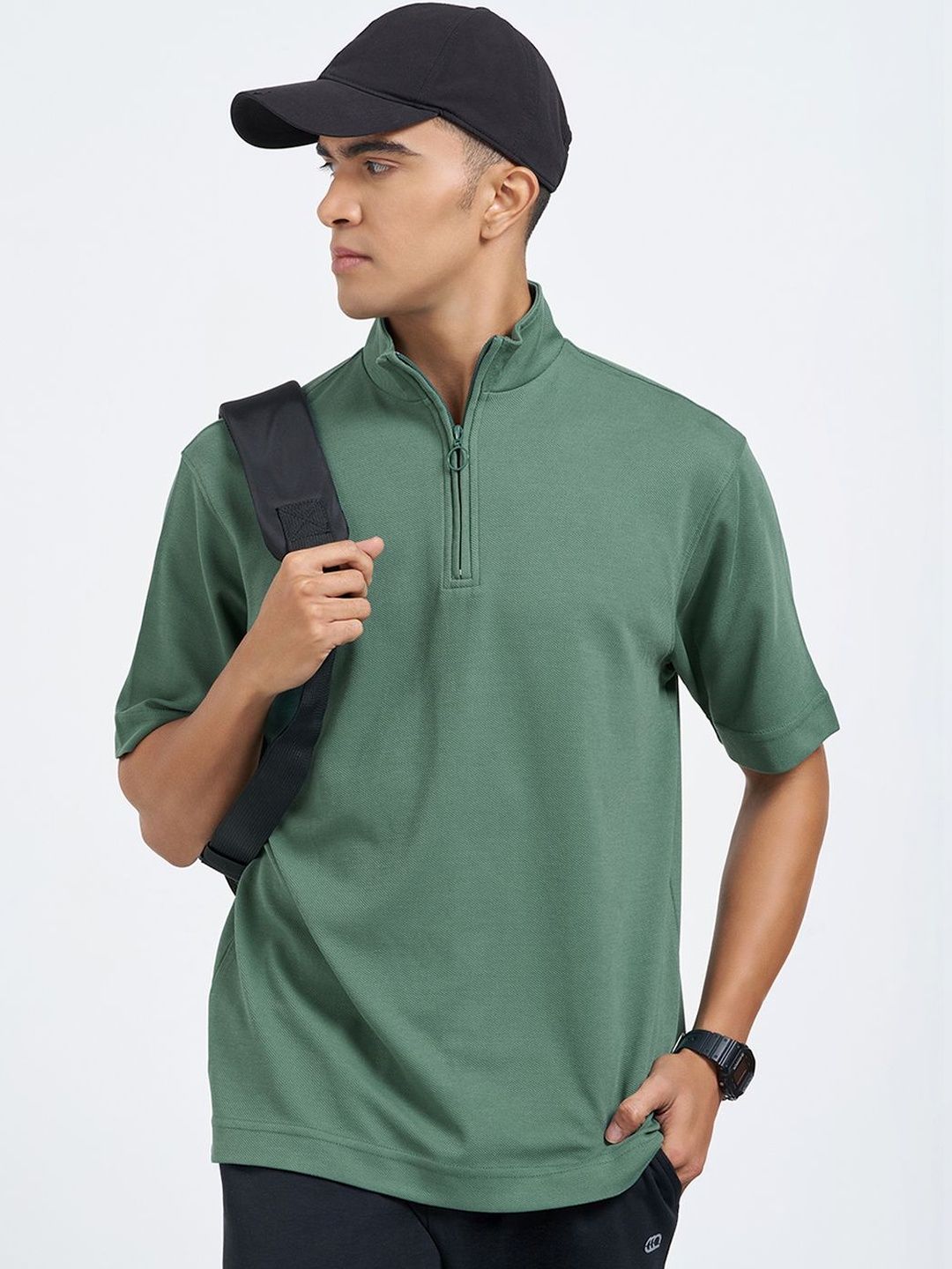 Ajile by Pantaloons Men High Neck T-shirt