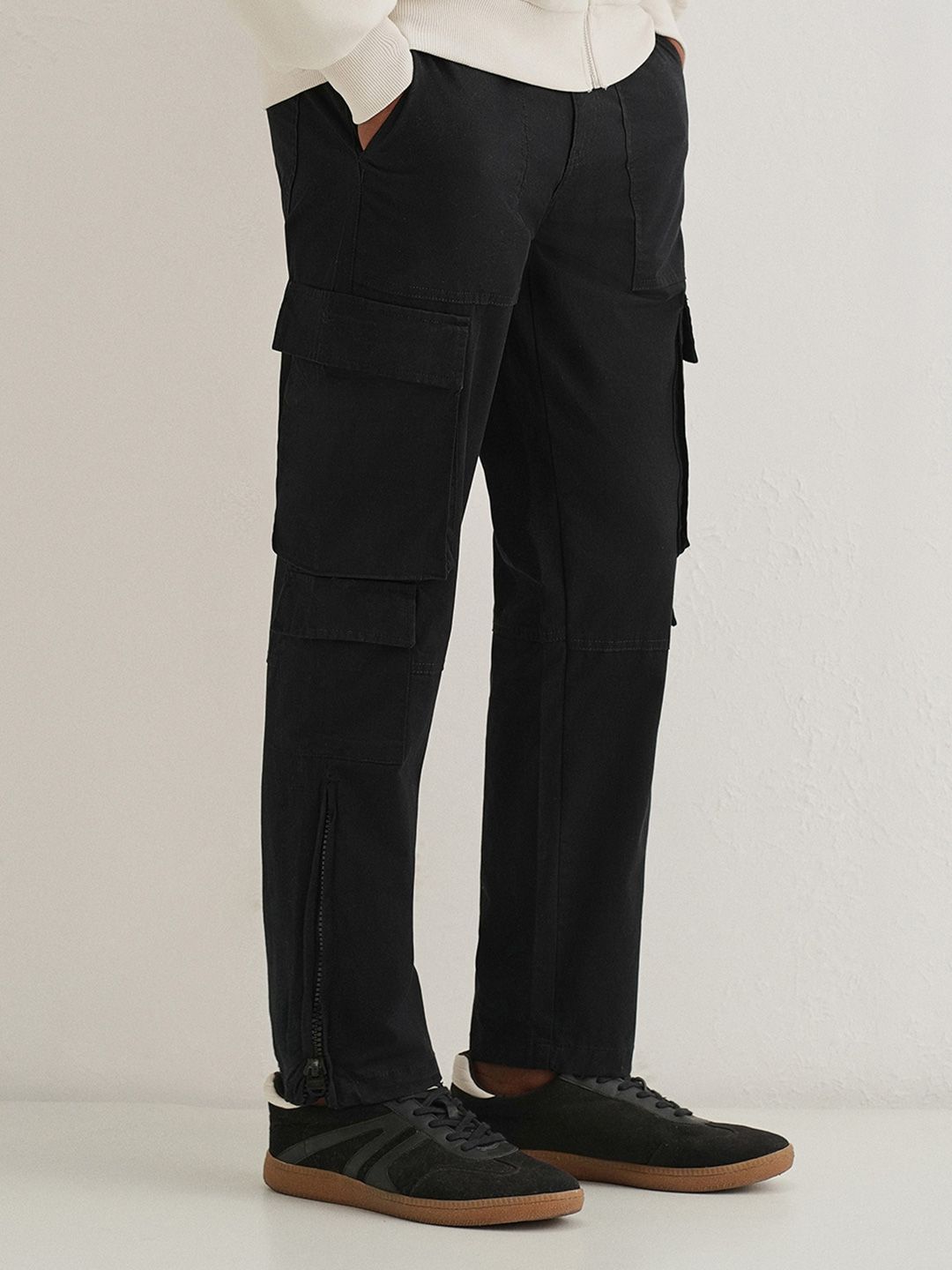 Men Loose Fit Cargos Trousers Banana Club Men Relaxed Mid-Rise Loose Fit Cargos Trousers