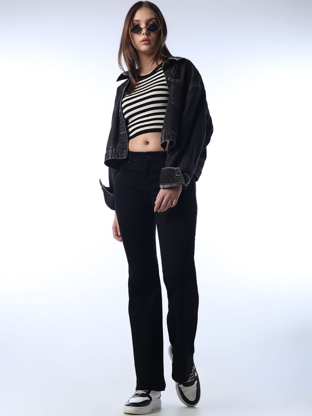 Women Flared High-Rise Jeans ONLY Women Flared High-Rise Jeans