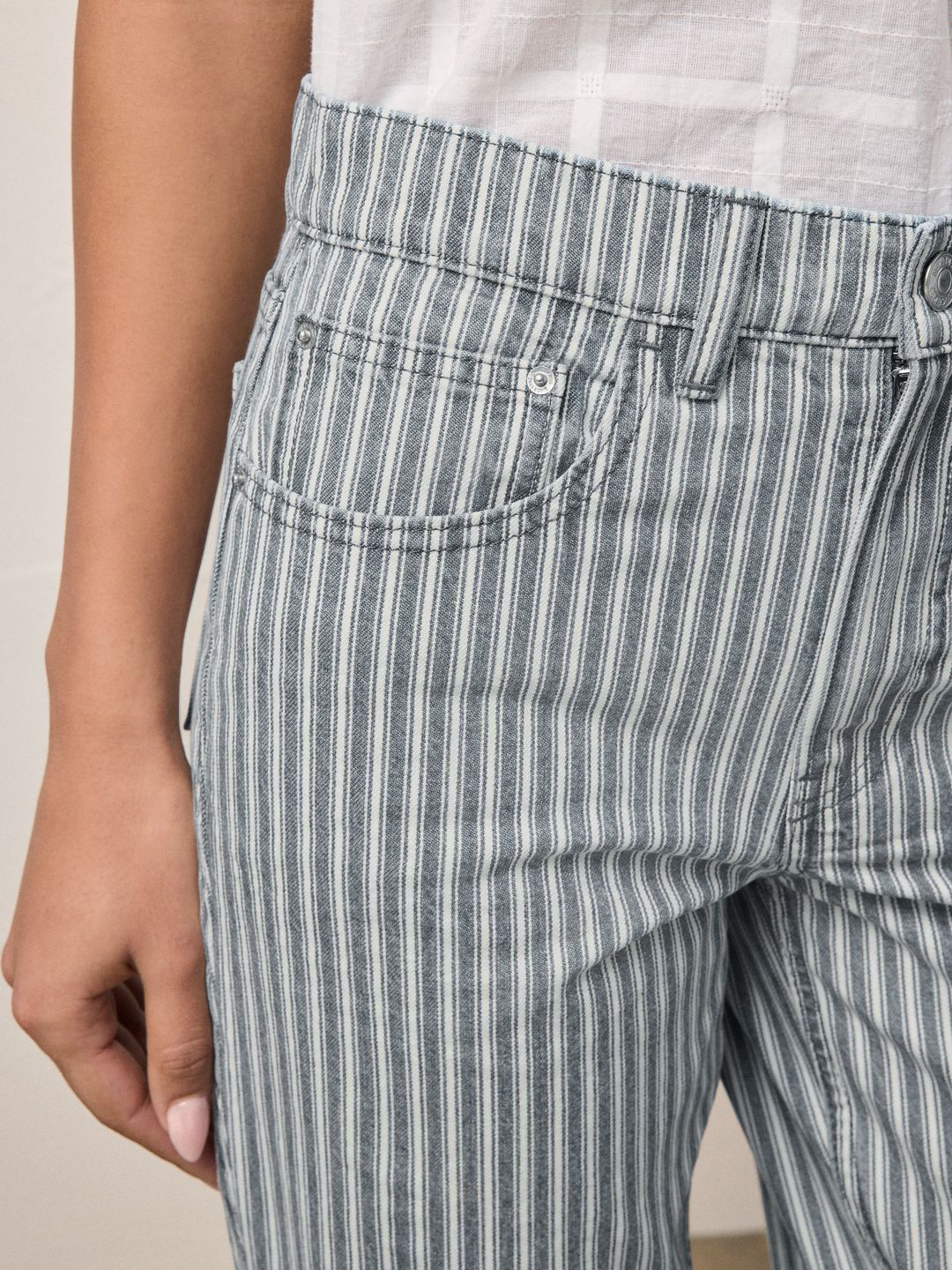 Regular Fit High-Rise Pure Cotton Jeans