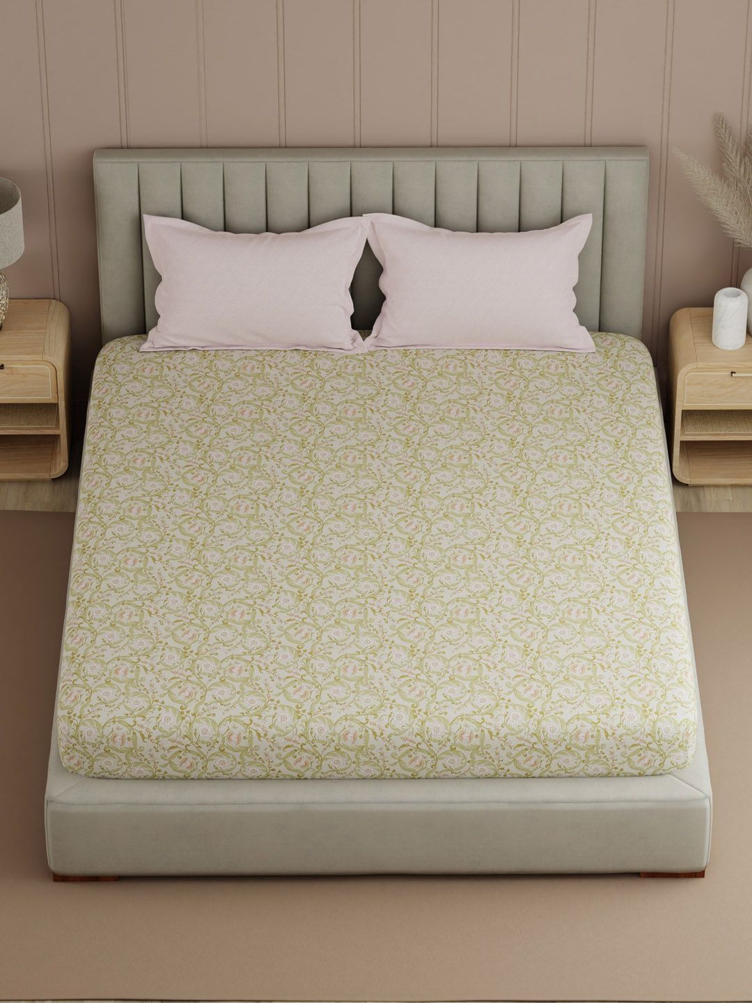 Boutique Living India Boutique Living India Cream-Coloured Floral 200 TC Bedsheet with 2 Pillow Covers