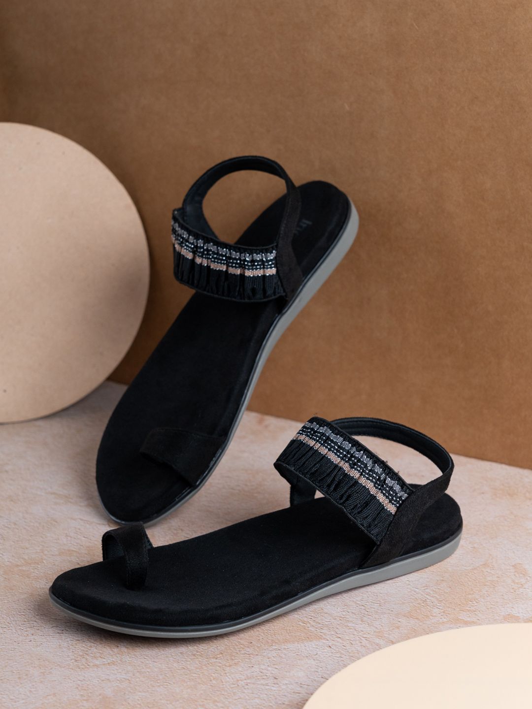 Women One Toe Flats Inc 5 Women One Toe Flats