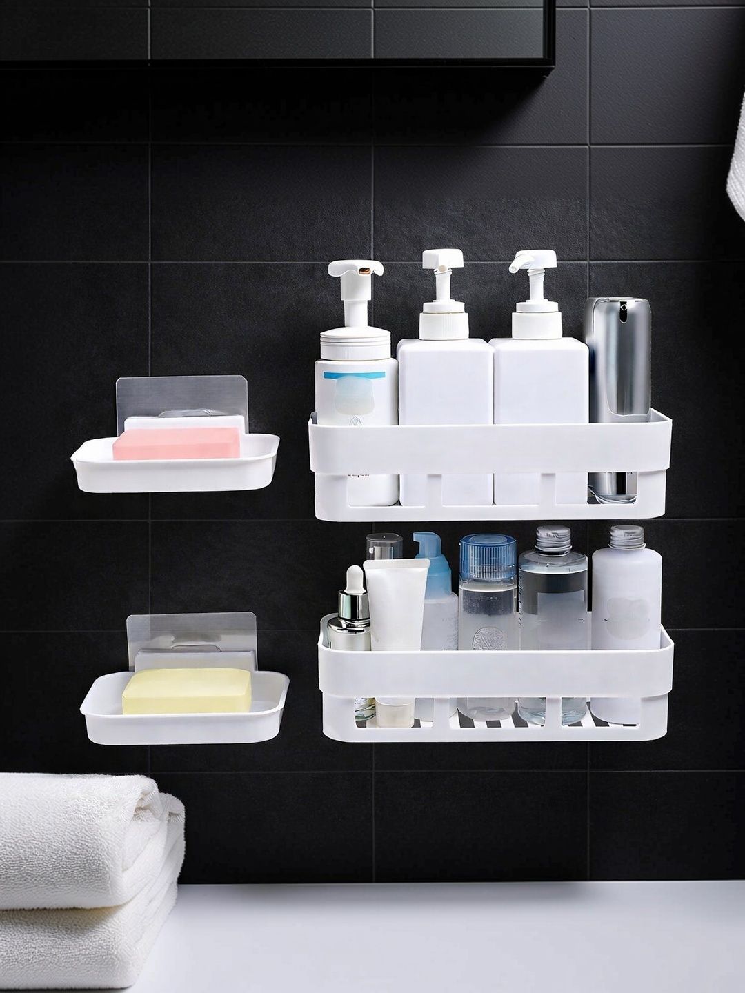 GOLDENEYEHOUSE White & White 4 piece Solid Plastic