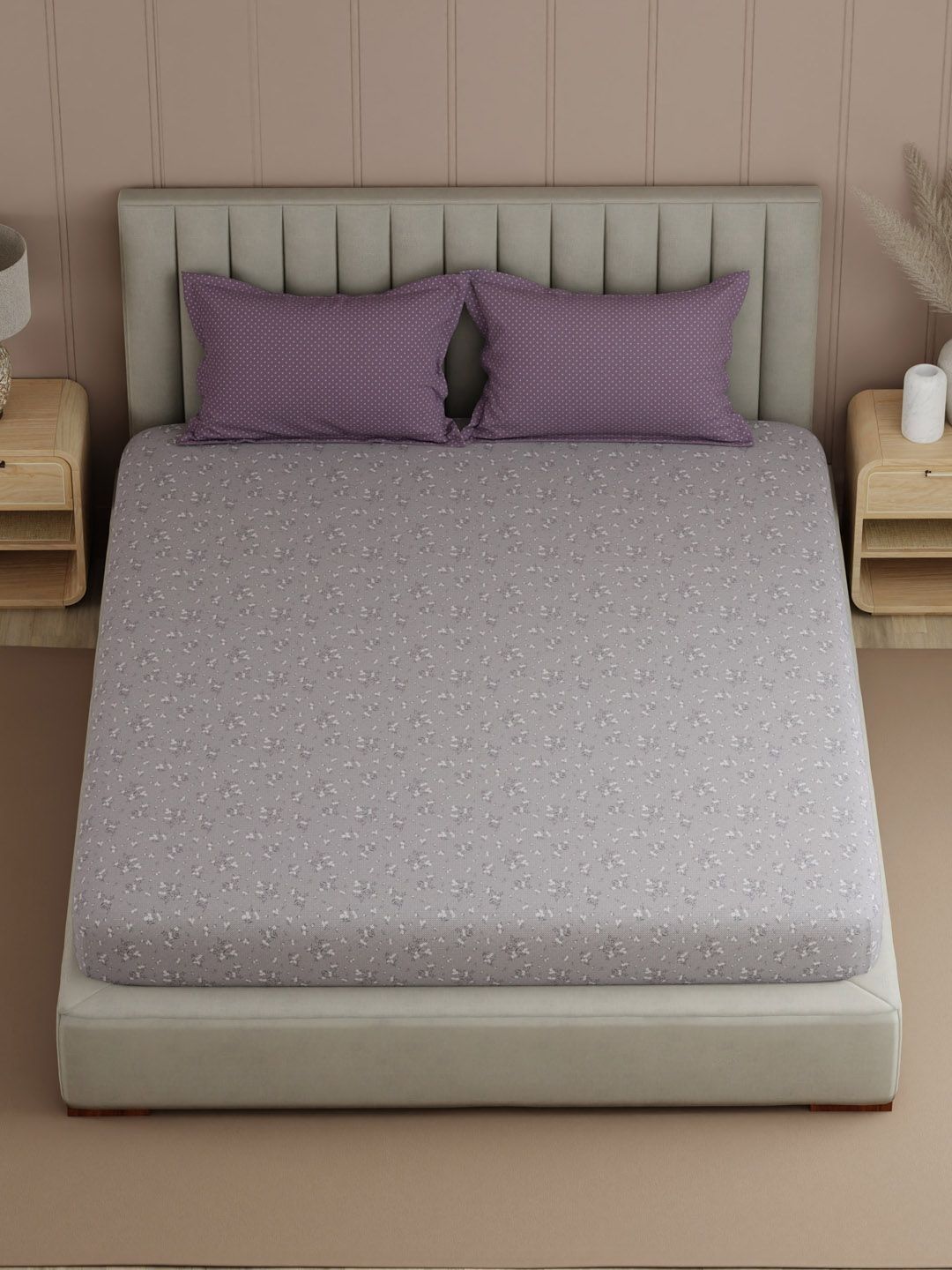 Boutique Living India Boutique Living India Grey Floral 200 TC Bedsheet with 2 Pillow Covers