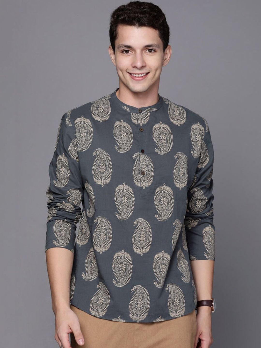 Deelmo Men Floral Printed Sequinned Kurta