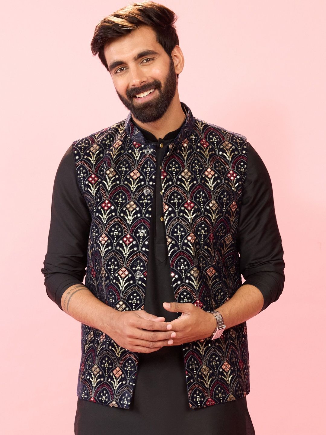 VASTRAMAY Embellished Mandarin Collar Nehru Jackets