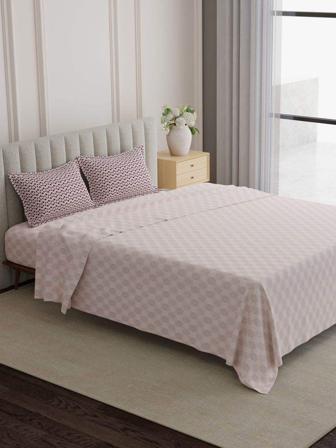 Boutique Living India Boutique Living India White Geometric 152 TC King Bedsheet with 2 Pillow Covers